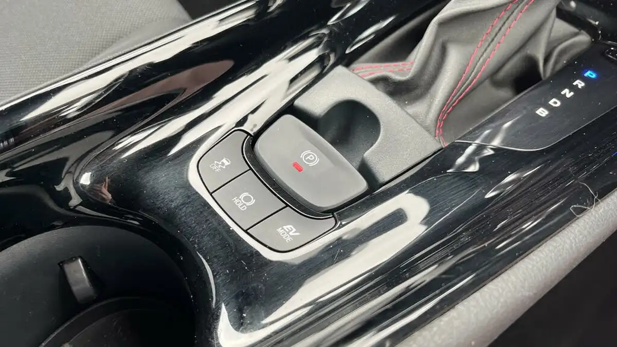 2022-toyota-c-hr-18-vvt-i-gr-sport-big-45