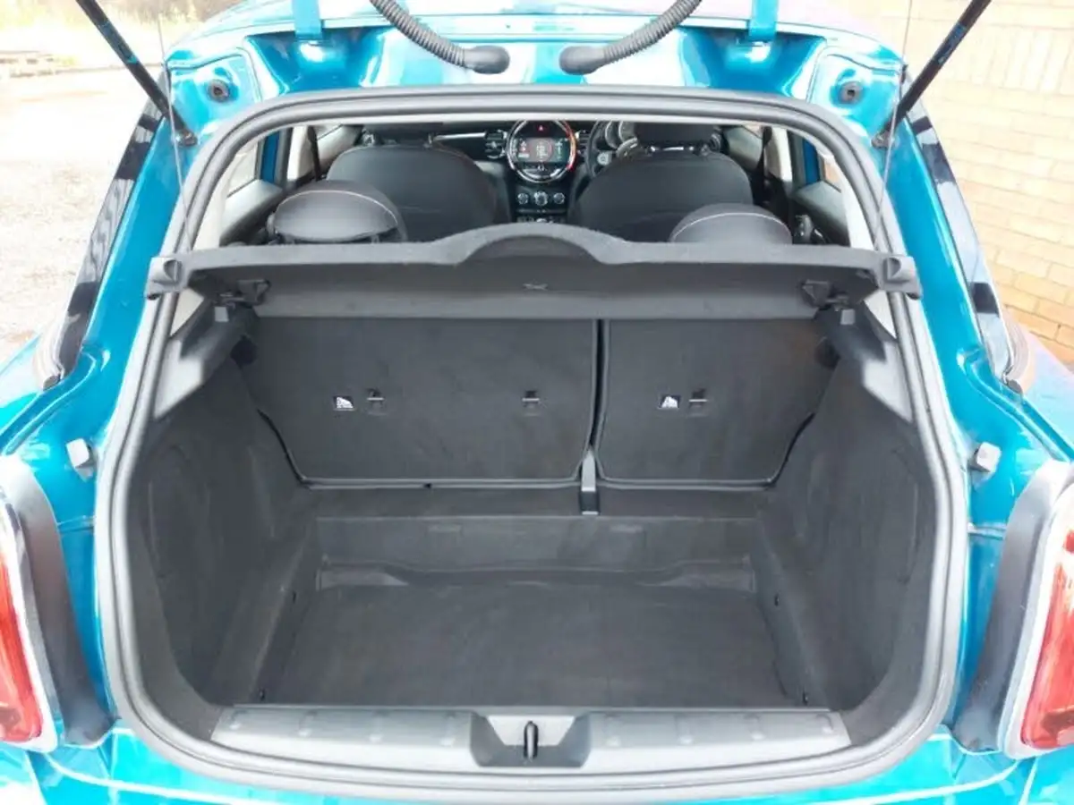 2022-mini-cooper-15-cooper-classic-hatchback-5d-big-7