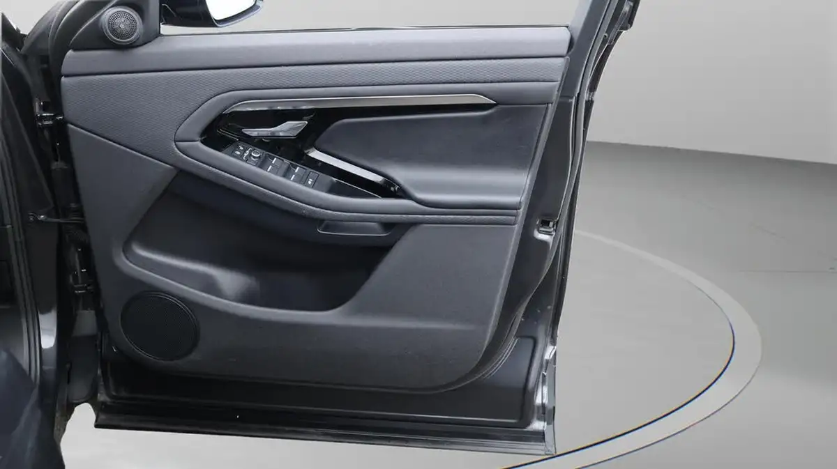 2020-land-rover-range-rover-evoque-20-d150-r-dynamic-big-15