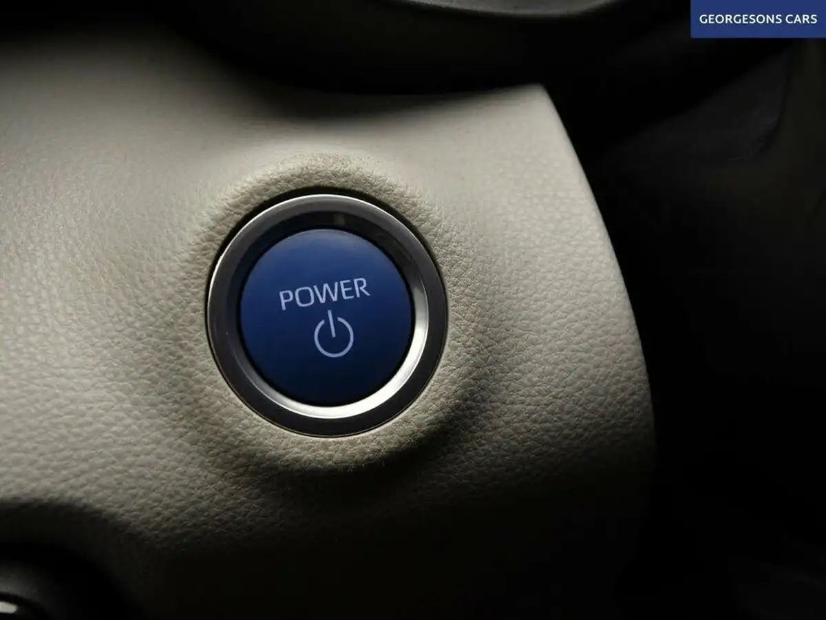 2021-toyota-yaris-15-vvt-i-excel-big-25