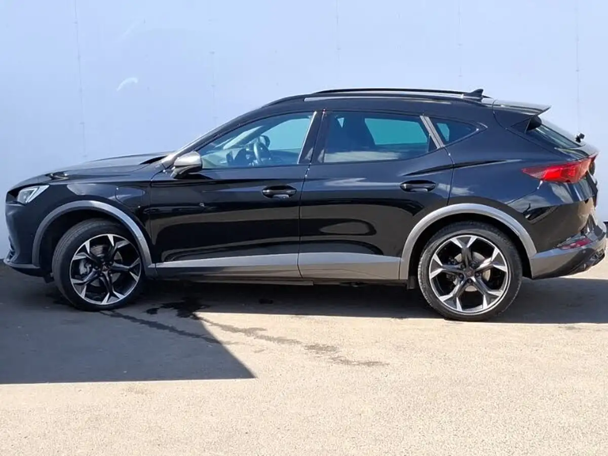 2024-cupra-formentor-14-e-hybrid-v2-big-3