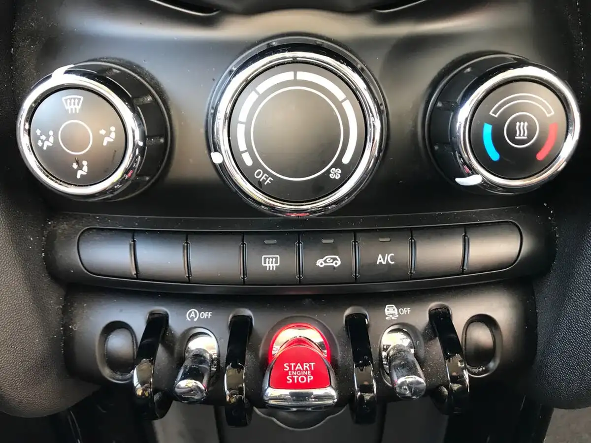 2022-mini-cooper-15-cooper-classic-hatchback-5d-auto-big-17