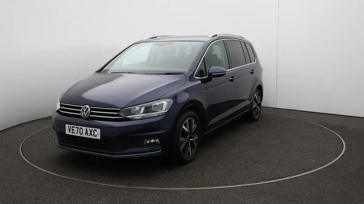 2020-volkswagen-touran-15-tsi-sel-dsg-big-31