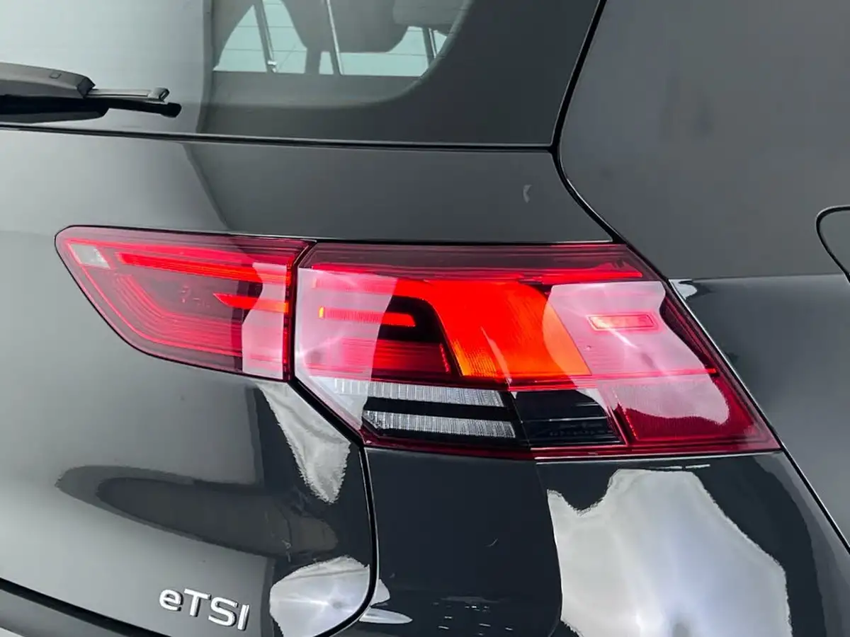 2021-volkswagen-golf-15-etsi-life-150ps-hatchback-big-9
