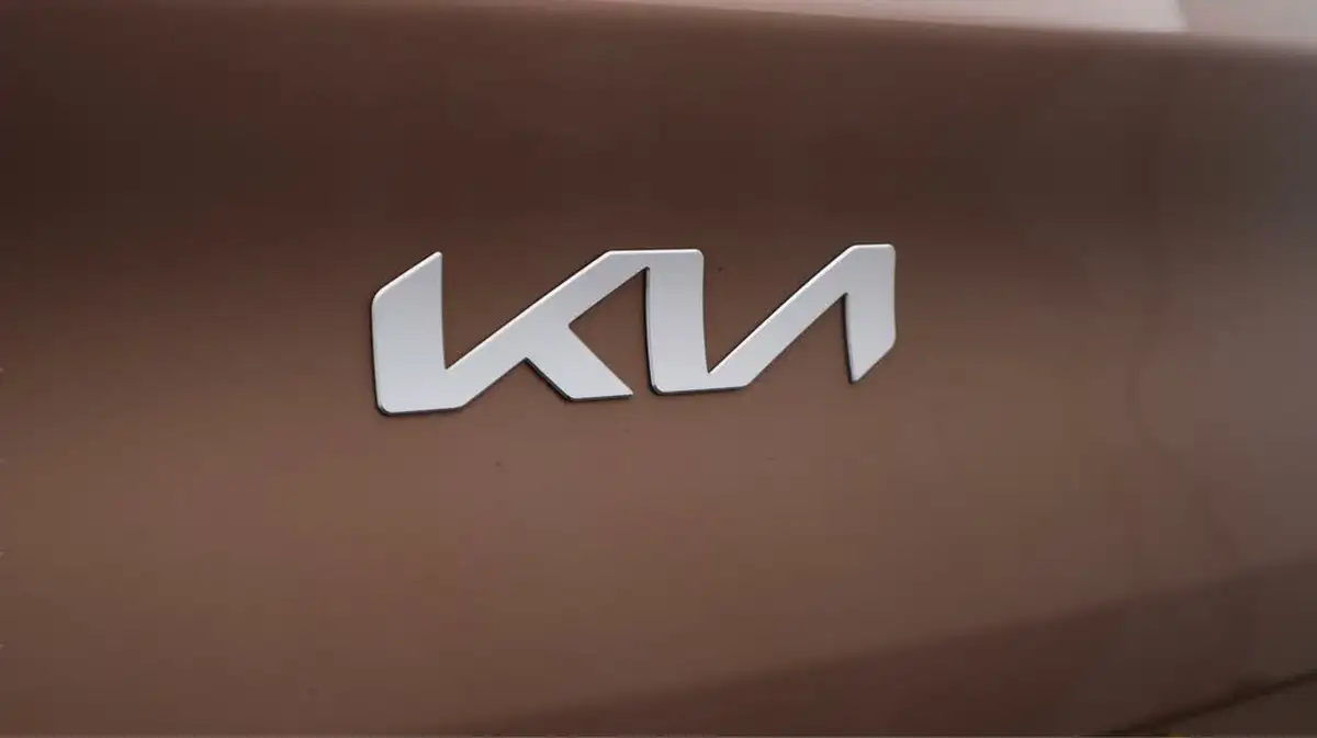 2021-kia-ceed-10-t-gdi-2-hatchback-big-20