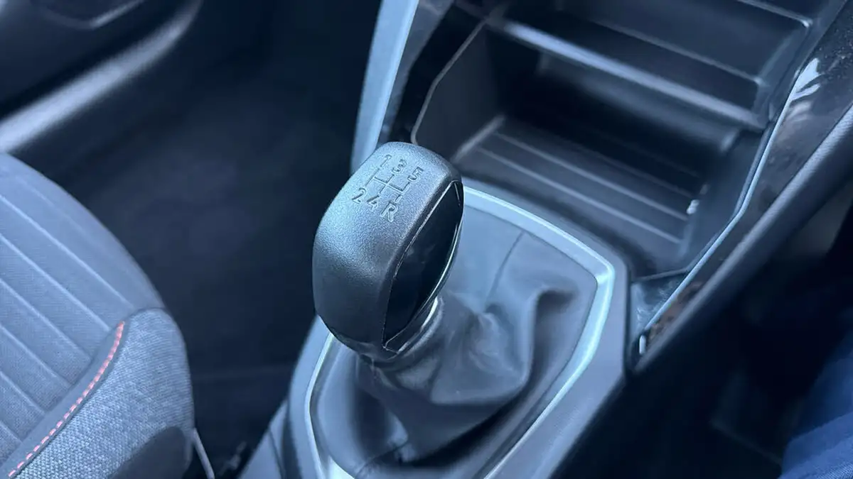 2022-peugeot-208-12-puretech-active-premium-75bhp-big-20