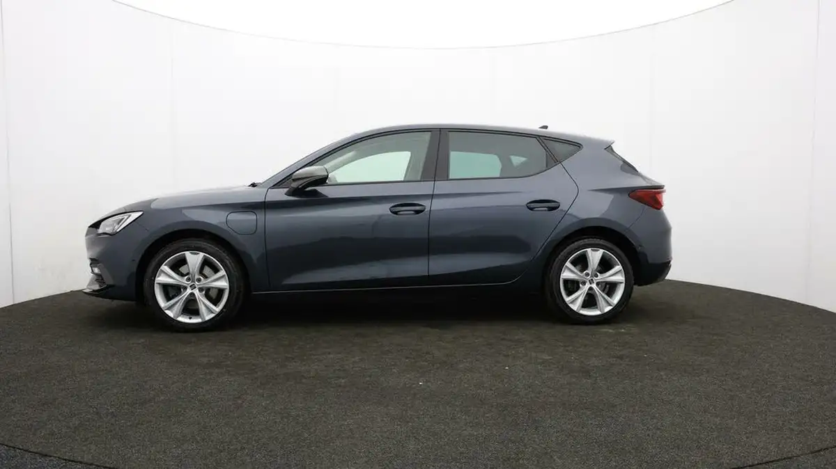 2020-seat-leon-14-e-hybrid-fr-hatchback-big-68