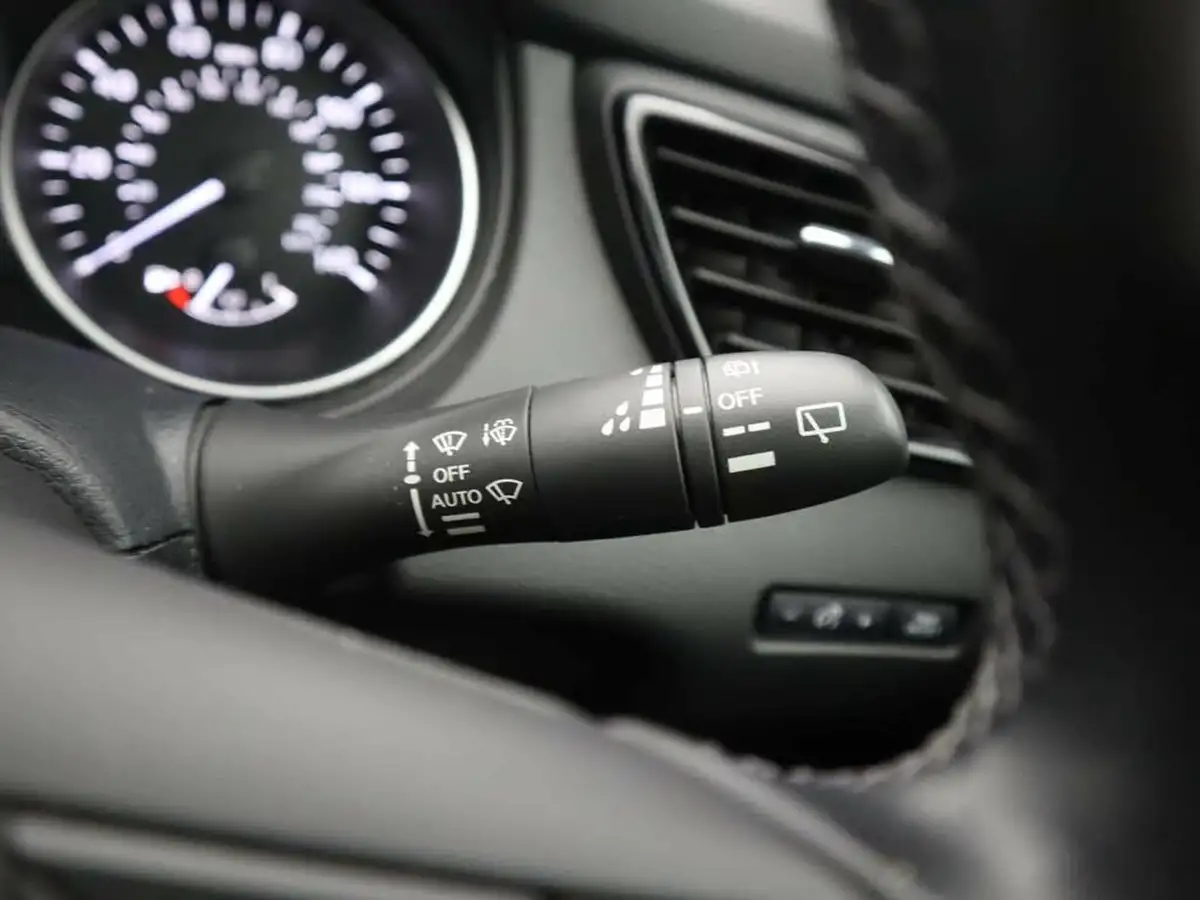 2020-nissan-qashqai-13-dig-t-n-tec-160ps-propilotglass-dct-big-24