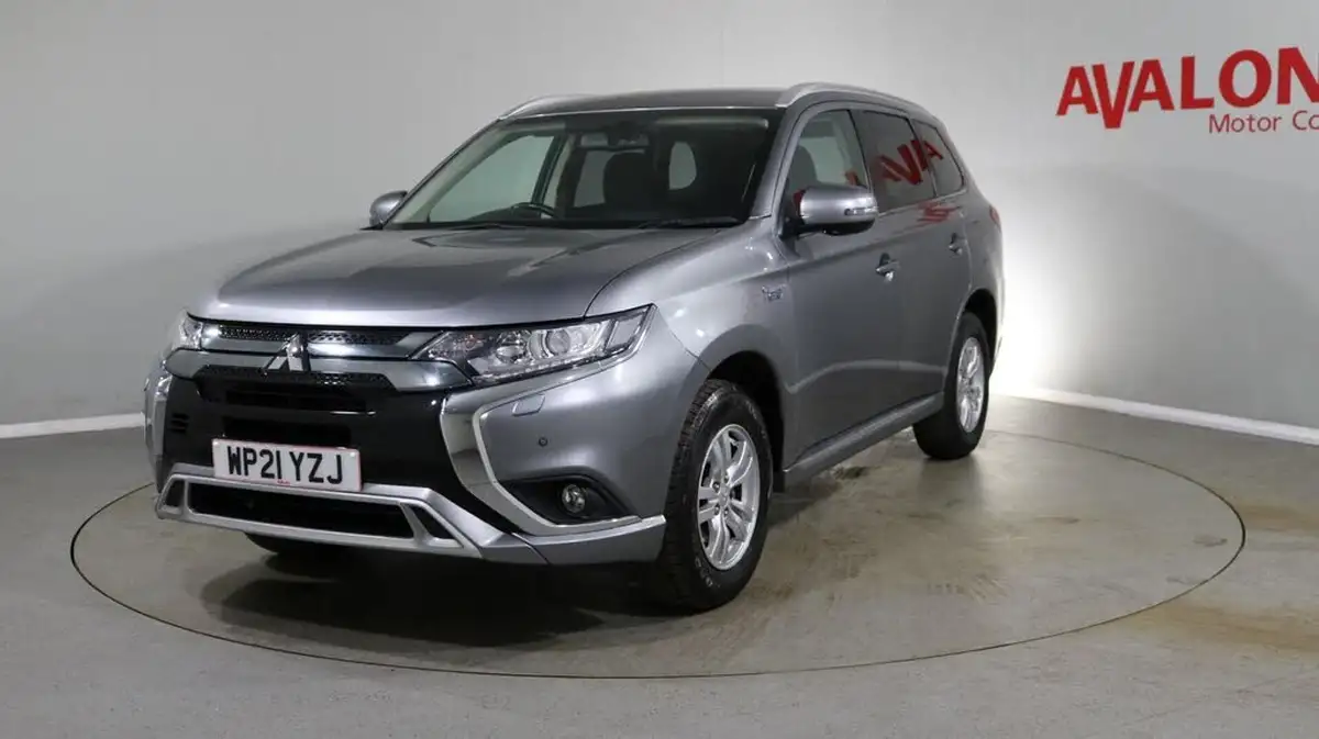 2021-mitsubishi-outlander-24-verve-phev-big-4