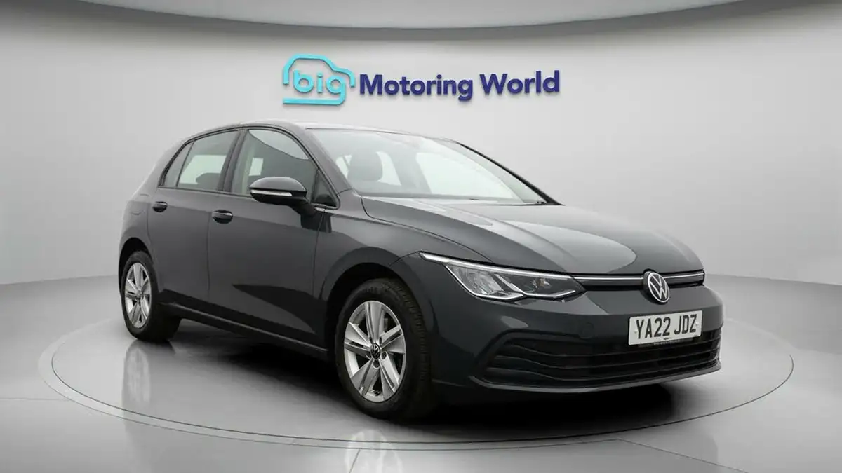 2022-volkswagen-golf-20tdi-life-hatchback-big-0