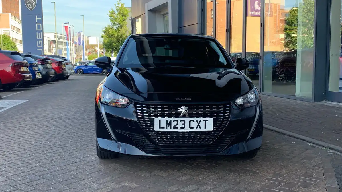 2023-peugeot-208-12-puretech-allure-premium-100ps-eat8-big-7