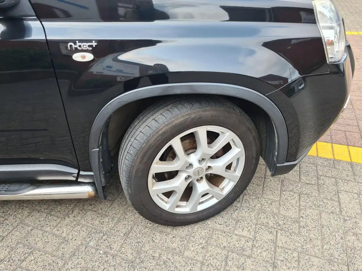 2014-nissan-x-trail-20td-n-tec-big-23