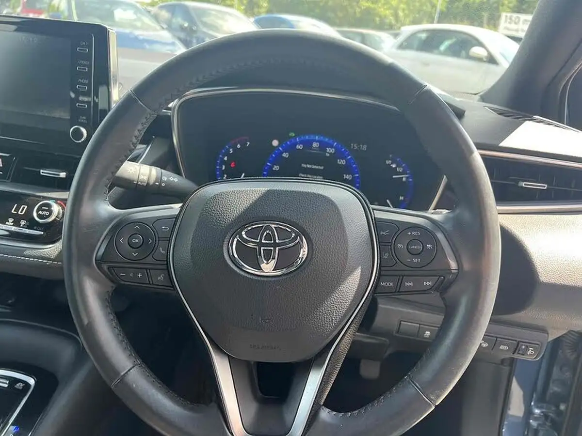 2020-toyota-corolla-18-vvt-i-icon-tech-spare-wheel-hatchback-5d-big-29
