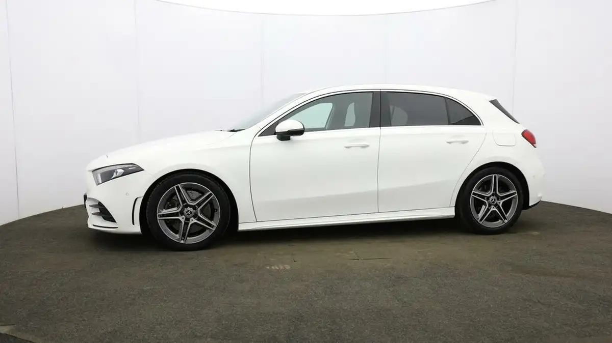 2020-mercedes-benz-a-class-20-a250-amg-line-executive-hatchback-5d-big-34