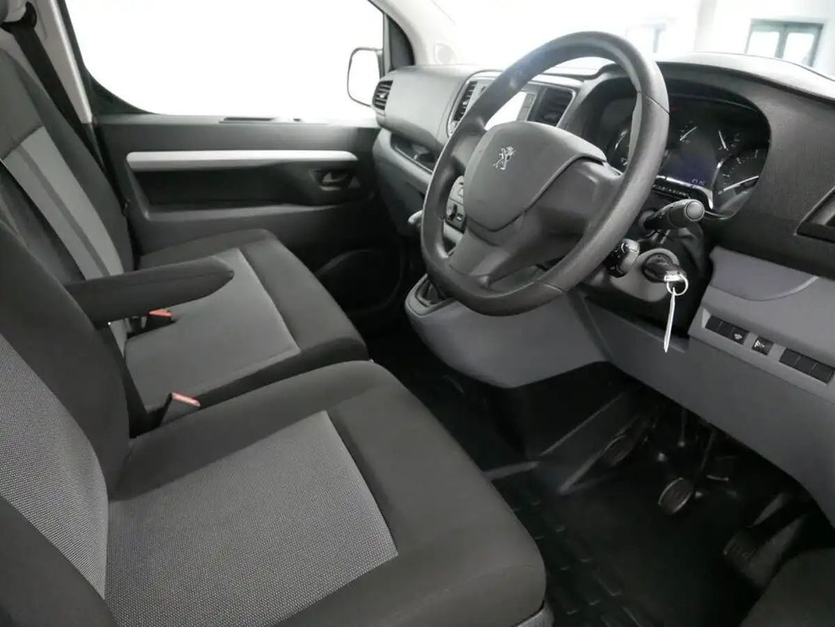 2022-peugeot-expert-20-bluehdi-professional-premium-standard-1200-big-14