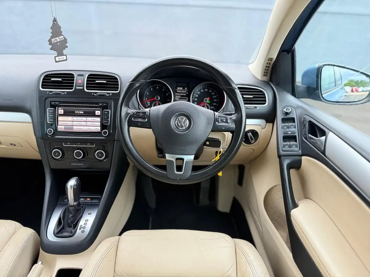 2011-volkswagen-golf-14-gt-tsi-160ps-hatchback-5d-dsg-big-47
