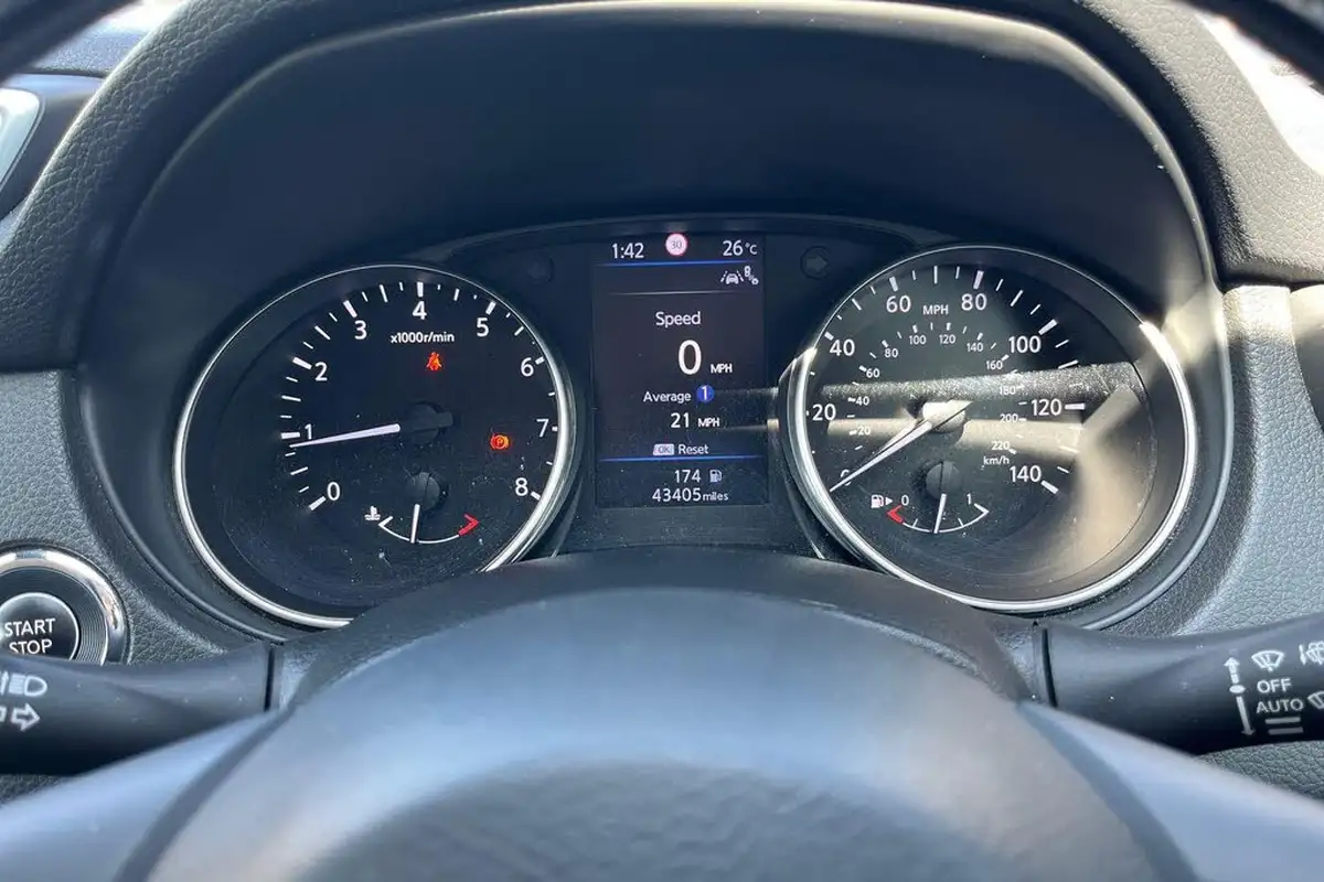 2019-nissan-qashqai-13-dig-t-n-motion-140ps-big-17