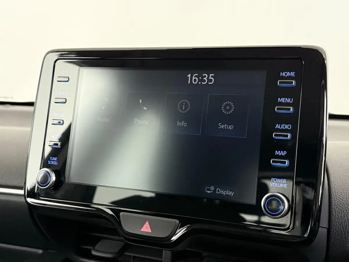 2021-toyota-yaris-15-vvt-i-design-big-27