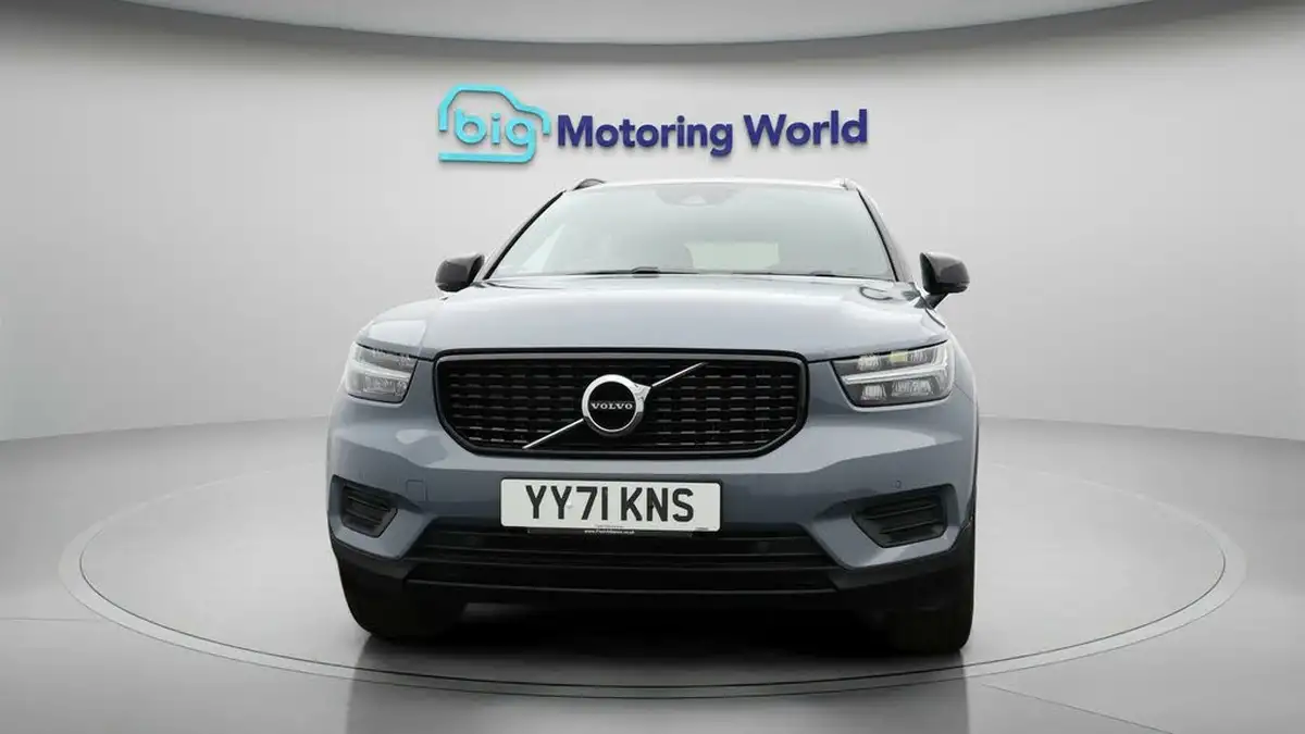 2021-volvo-xc40-20-b4-r-design-194bhp-auto-big-2