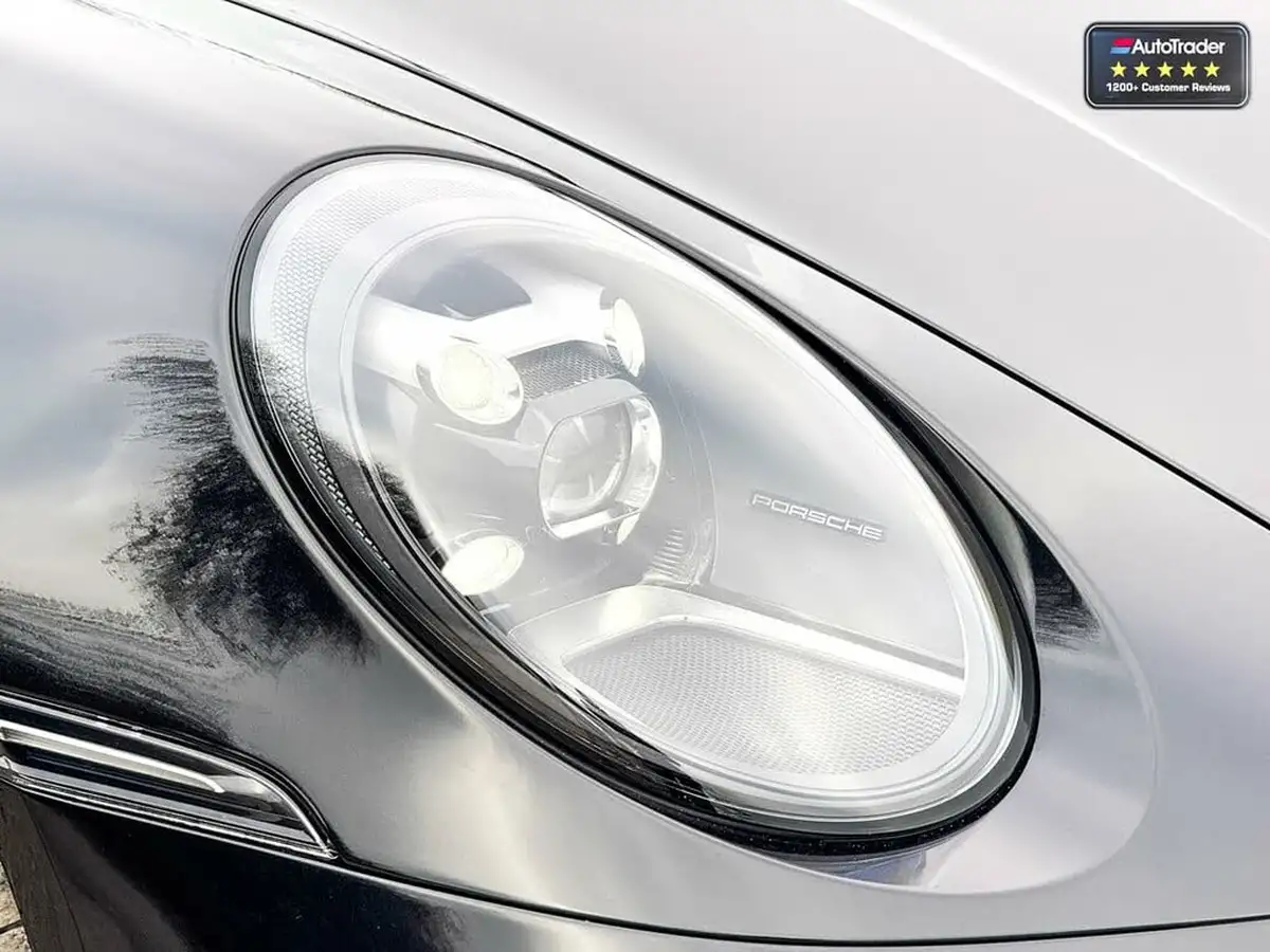 2019-porsche-911-30-carrera-4-s-450ps-coupe-pdk-big-2