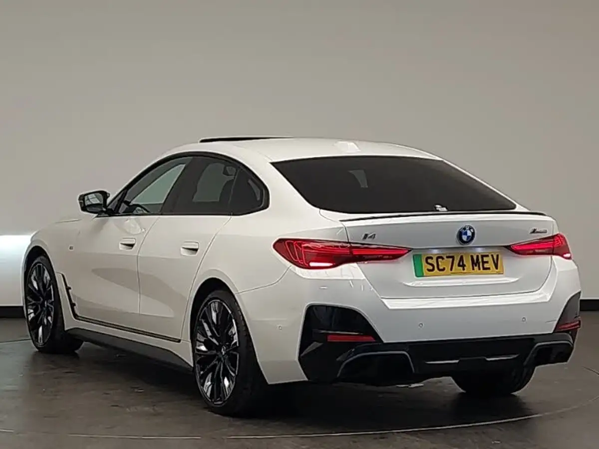 2025-bmw-i4-e-m50-big-1