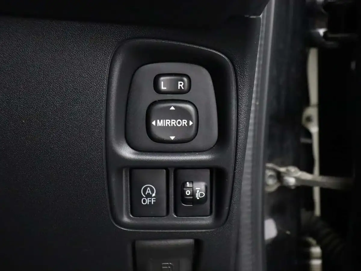 2020-citroen-c1-10-vti-shine-5d-big-31