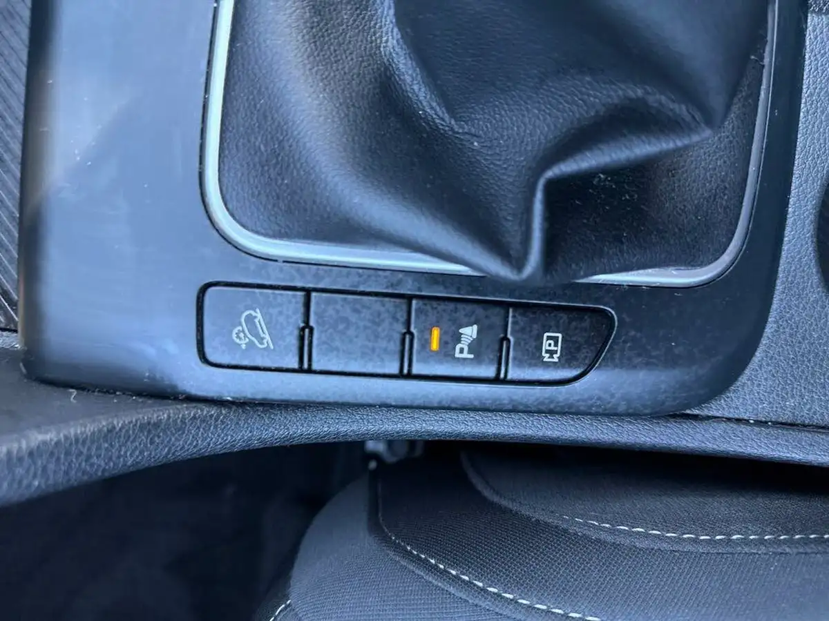 2023-kia-sportage-16-t-gdi-2-148bhp-big-24