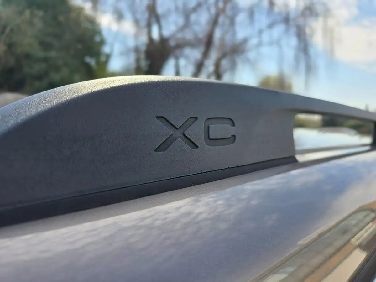 2011-volvo-xc70-30-t6-se-big-78