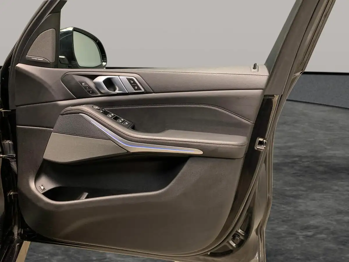 2020-bmw-x5-30-xdrive-45e-m-sport-big-37