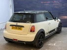 2009-mini-cooper-14-first-75bhp-small-21