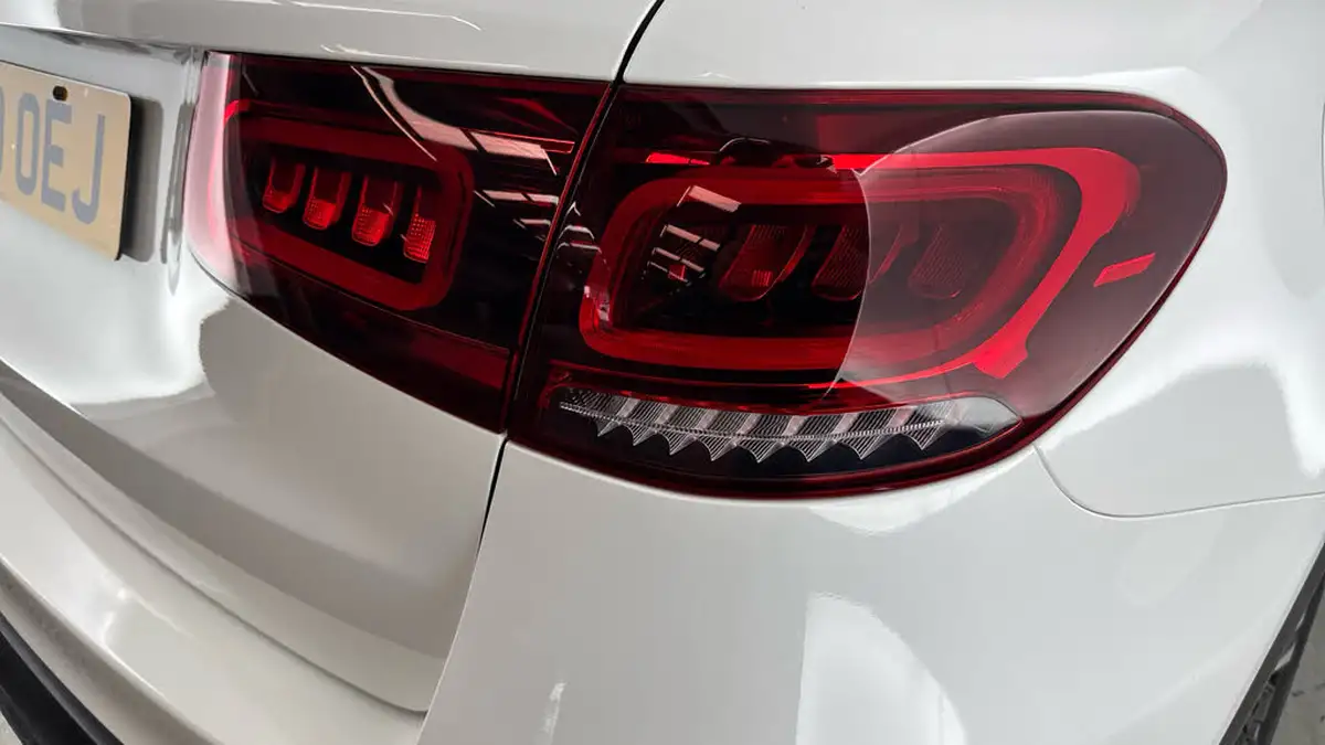 2020-mercedes-benz-glc-class-20d-glc220d-sport-big-25