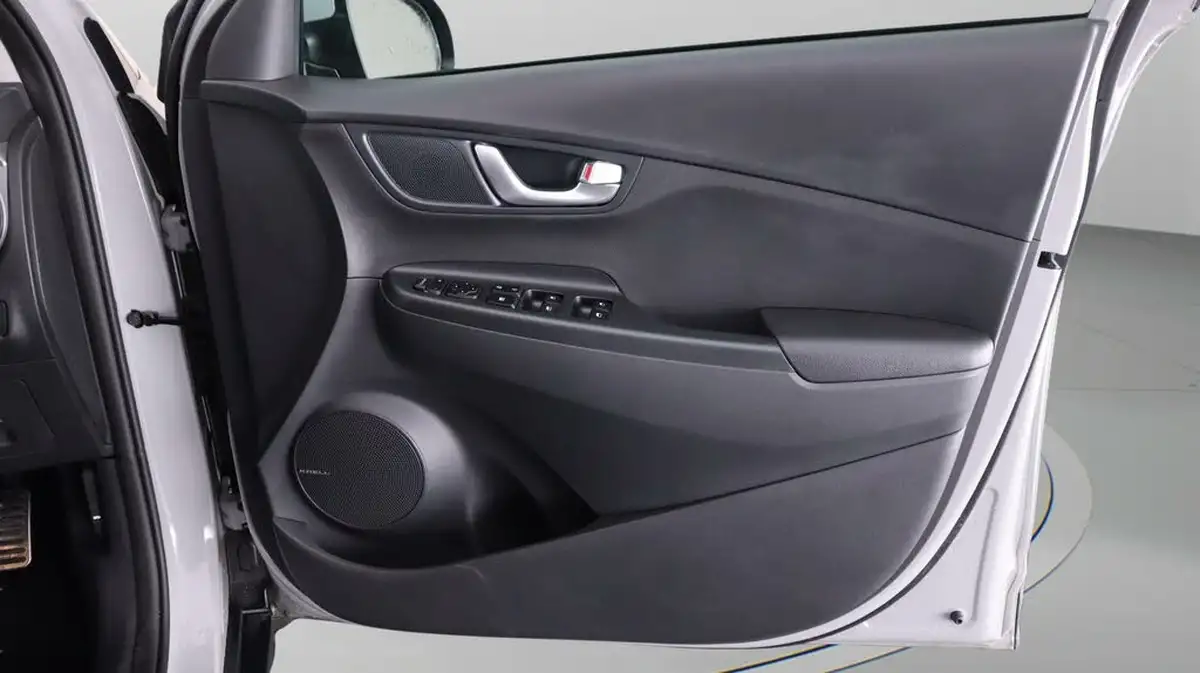 2022-hyundai-kona-e-premium-204ps-64kwh-7kw-obc-big-14