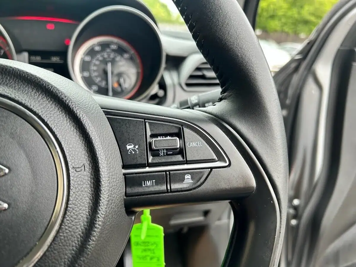 2022-suzuki-swift-12-dualjet-sz-l-big-20