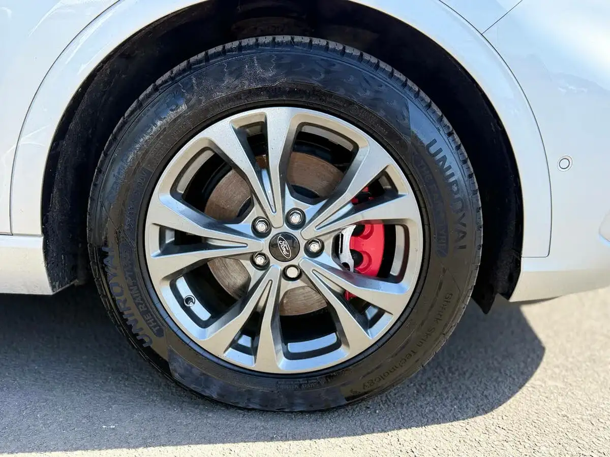 2020-ford-kuga-25t-st-line-first-edition-big-37