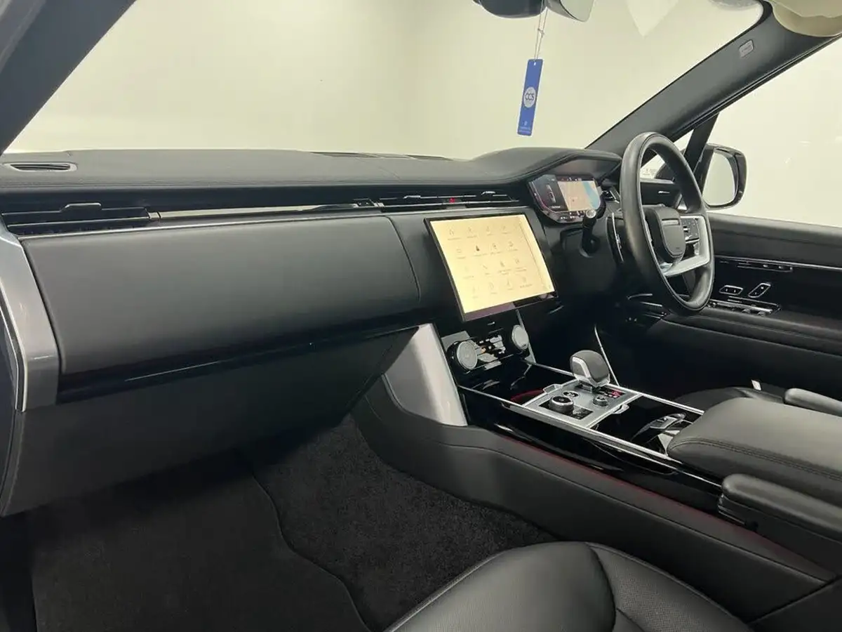 2023-land-rover-range-rover-30-d350-se-big-34
