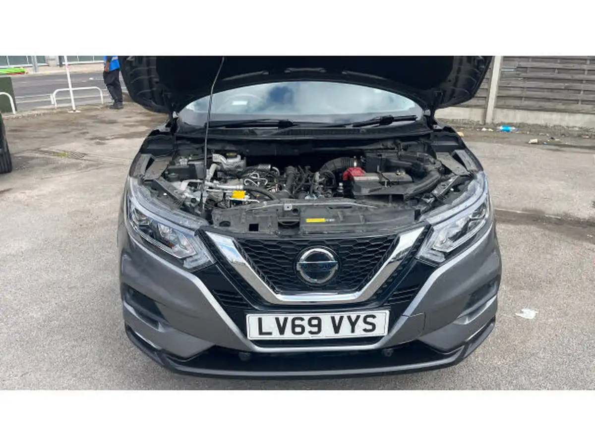 2019-nissan-qashqai-13-dig-t-acenta-premium-160ps-dct-big-7