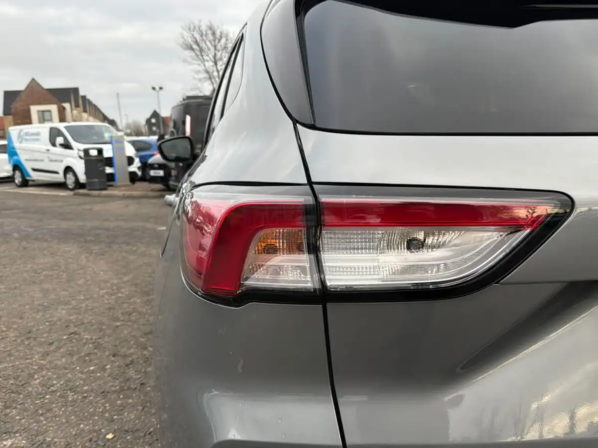 2022-ford-kuga-25t-st-line-x-edition-225ps-phev-big-27