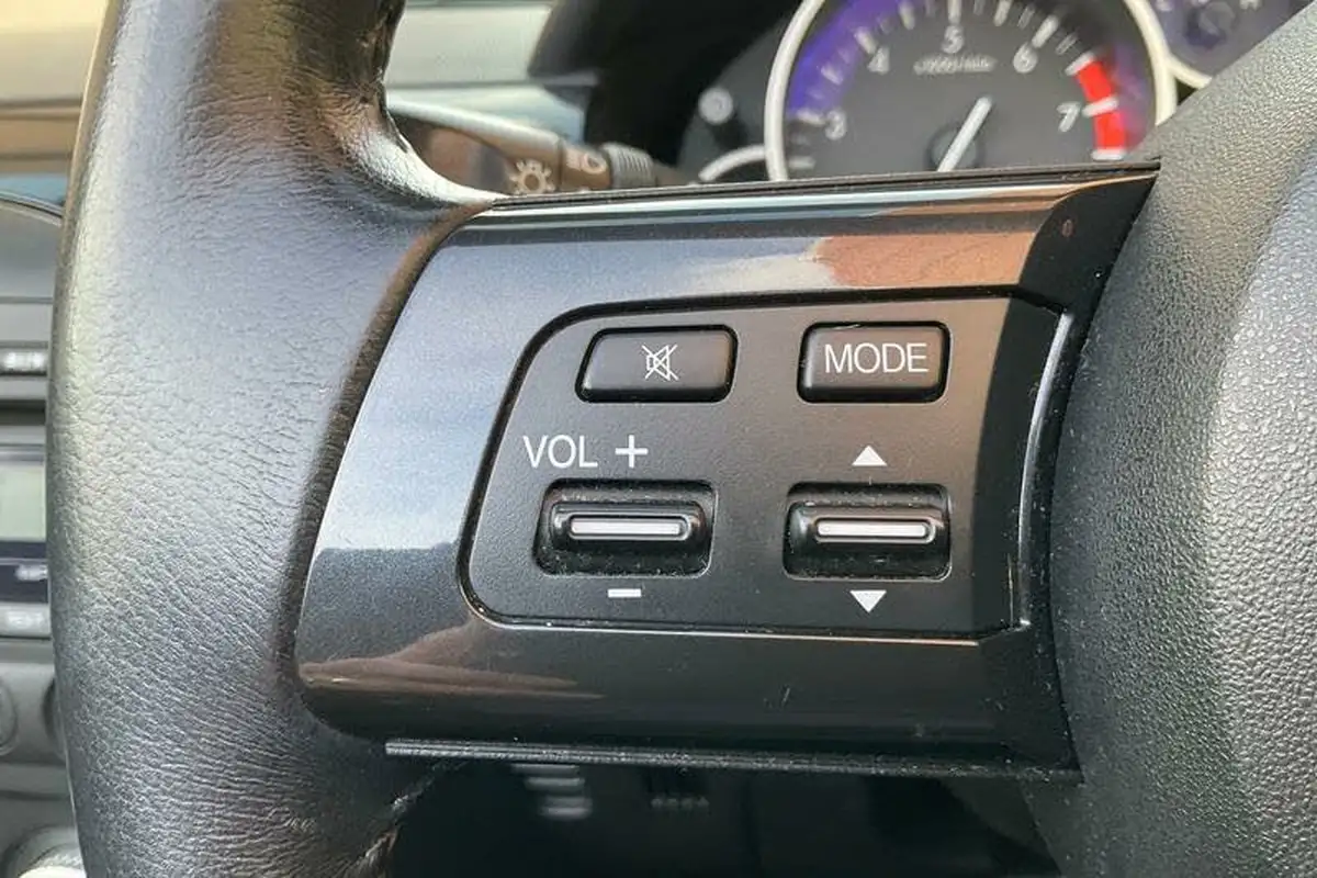 2014-mazda-mx-5-18-se-air-con-big-26