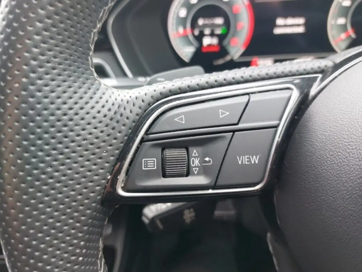 2022-audi-a4-avant-20-35-tfsi-s-line-tronic-big-16