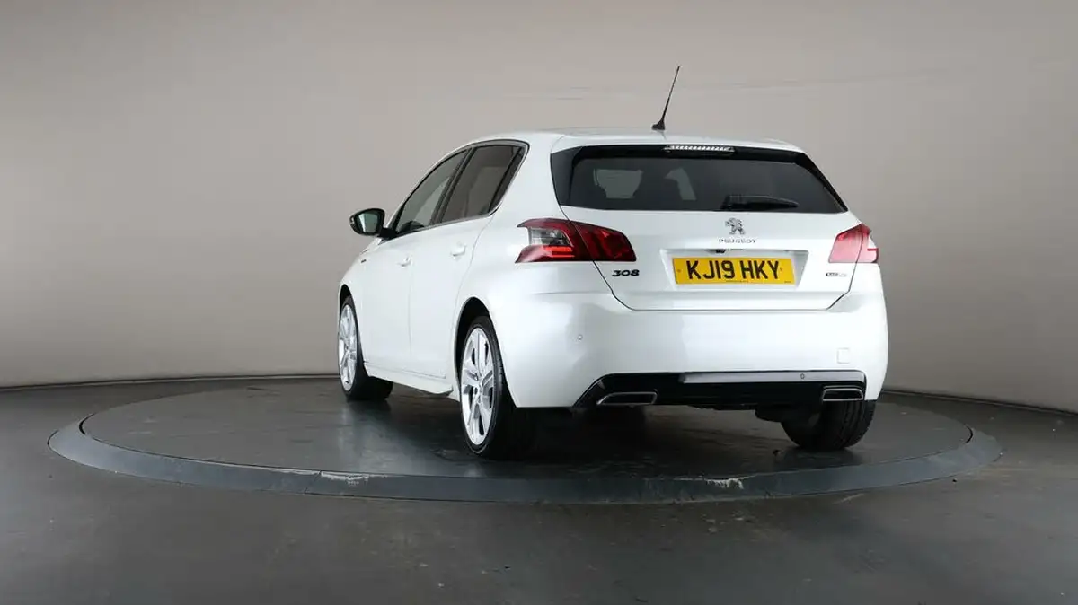 2019-peugeot-308-15-bluehdi-gt-line-big-58