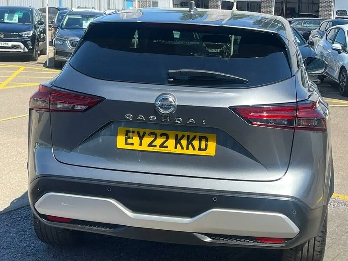 2022-nissan-qashqai-13-dig-t-n-connecta-140ps-big-3