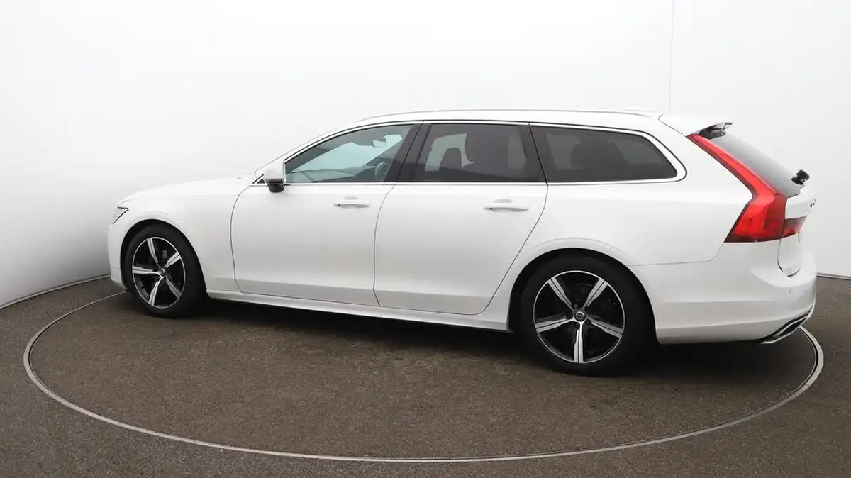 2019-volvo-v90-20td-d4-r-design-big-38