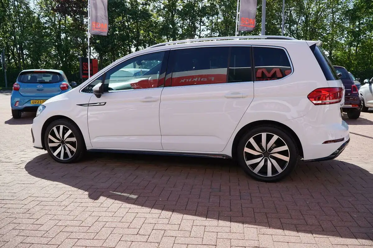 2019-volkswagen-touran-15-tsi-r-line-dsg-big-7