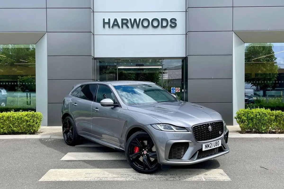 2021-jaguar-f-pace-50-v8-svr-big-0