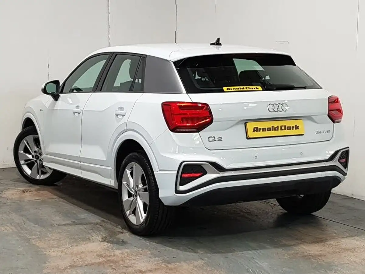 2022-audi-q2-15-35-tfsi-s-line-tronic-big-1