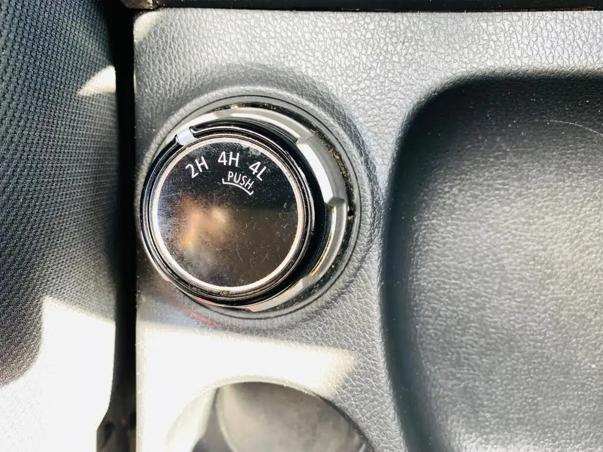2019-mitsubishi-l200-24di-d-4life-eu6b-double-pickup-big-27