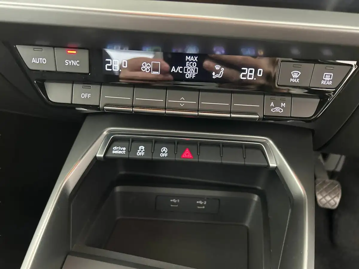 2021-audi-a3-10-30-tfsi-sportback-5d-big-29