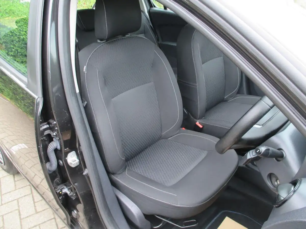 2019-dacia-sandero-10-sce-comfort-big-18