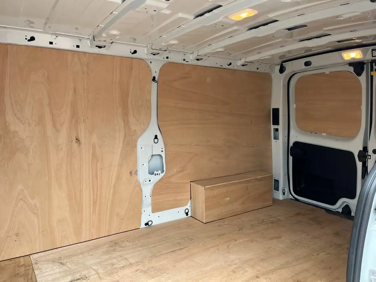 2024-renault-trafic-20dci-ll30-130-advance-panel-big-10