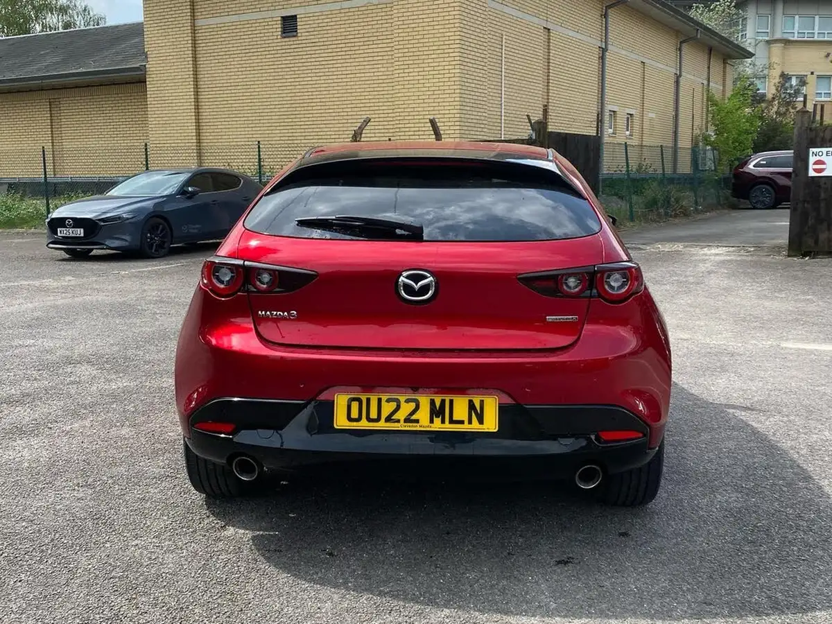 2022-mazda-mazda3-20-sport-lux-186ps-hatchback-5d-auto-big-4